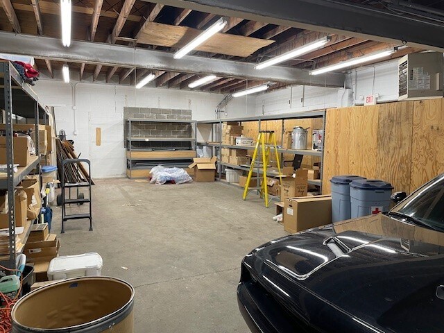 More Photos Of 401 N 12th St, Saint Joseph Office For Sale