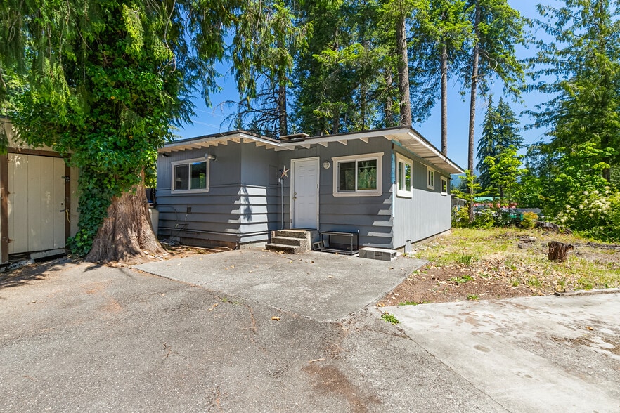 More Photos Of 7461 MT Baker Hwy, Deming Restaurant For Sale