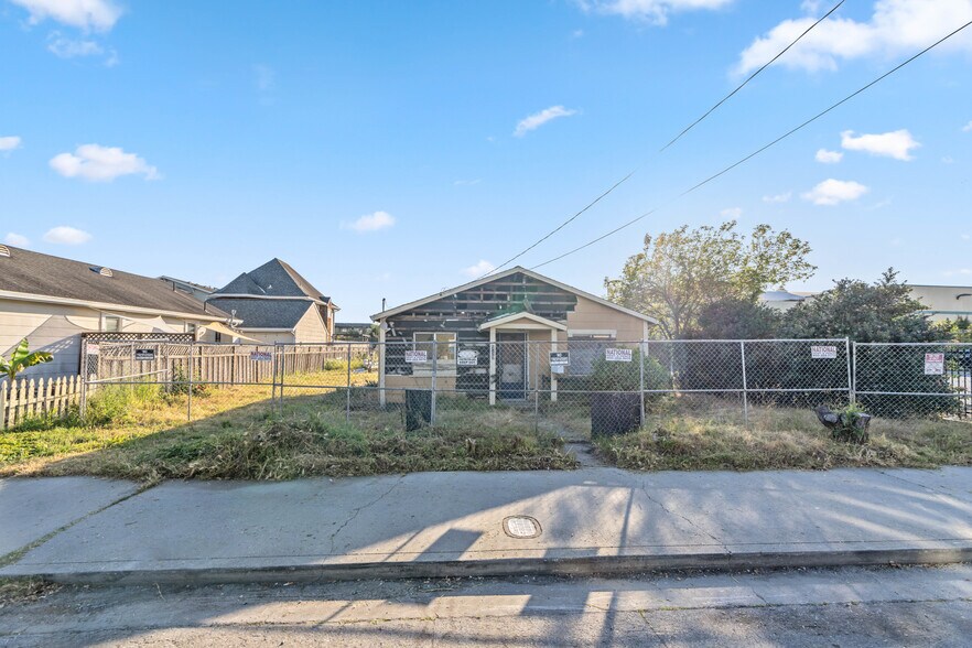 More Photos Of 719 Darwin St, Santa Cruz Land For Sale