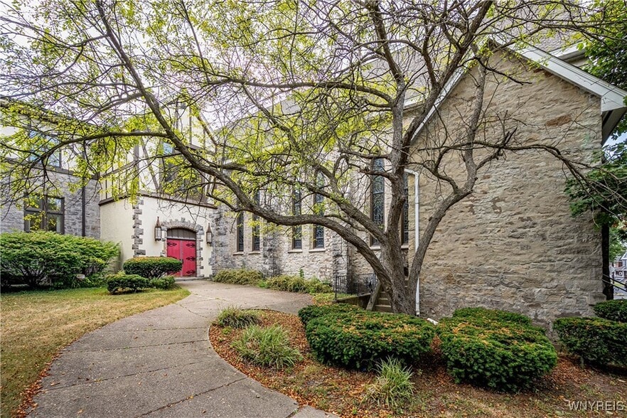 More Photos Of 100 Genesee St, Lockport Religious Facility For Sale