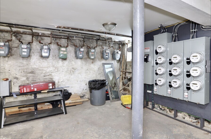 More Photos Of 2606 Central Ave, Union City Apartments For Sale