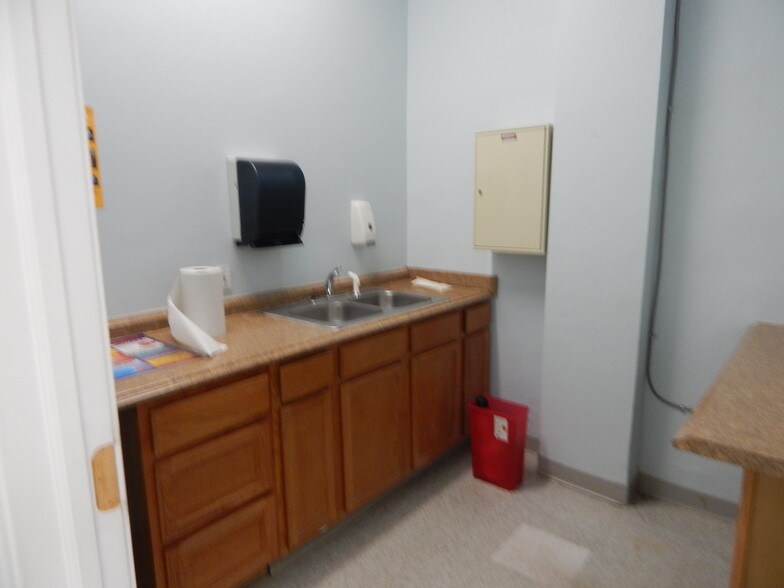 More Photos Of 10 Peterboro St, Detroit Apartments For Sale