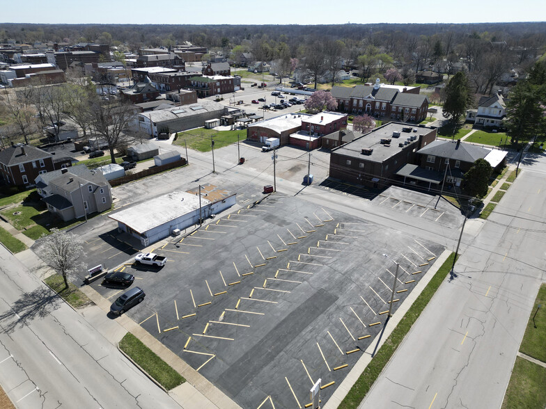 More Photos Of 415 W Main St, Collinsville Medical For Sale