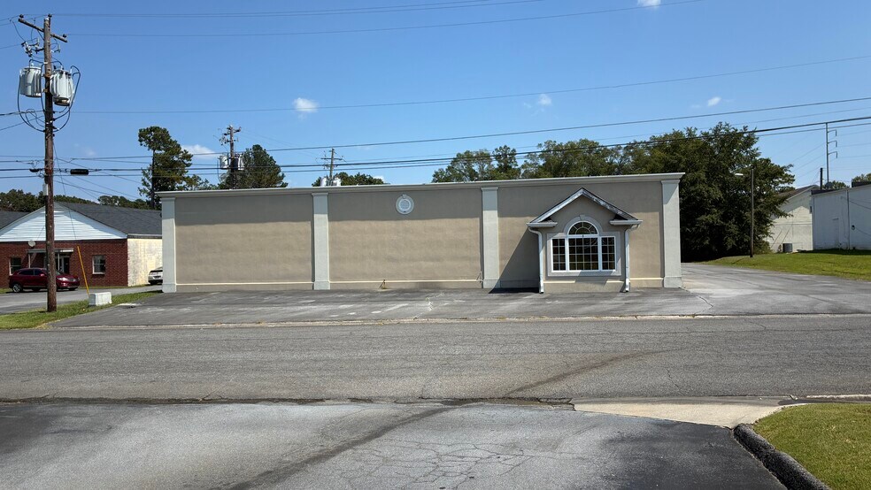 Primary Photo Of 6 Redmond Ct NW, Rome Industrial For Sale
