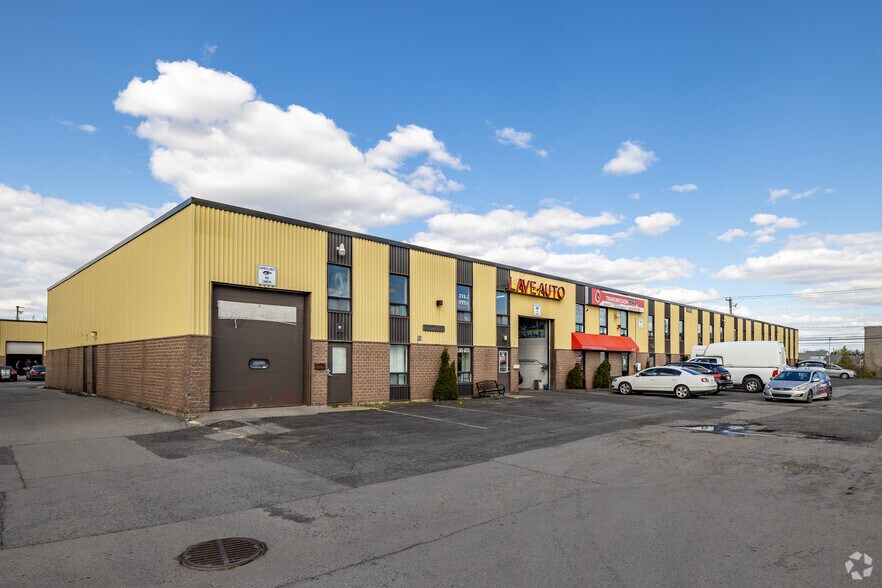 Primary Photo Of 4500 Blvd Kimber, Longueuil Warehouse For Lease