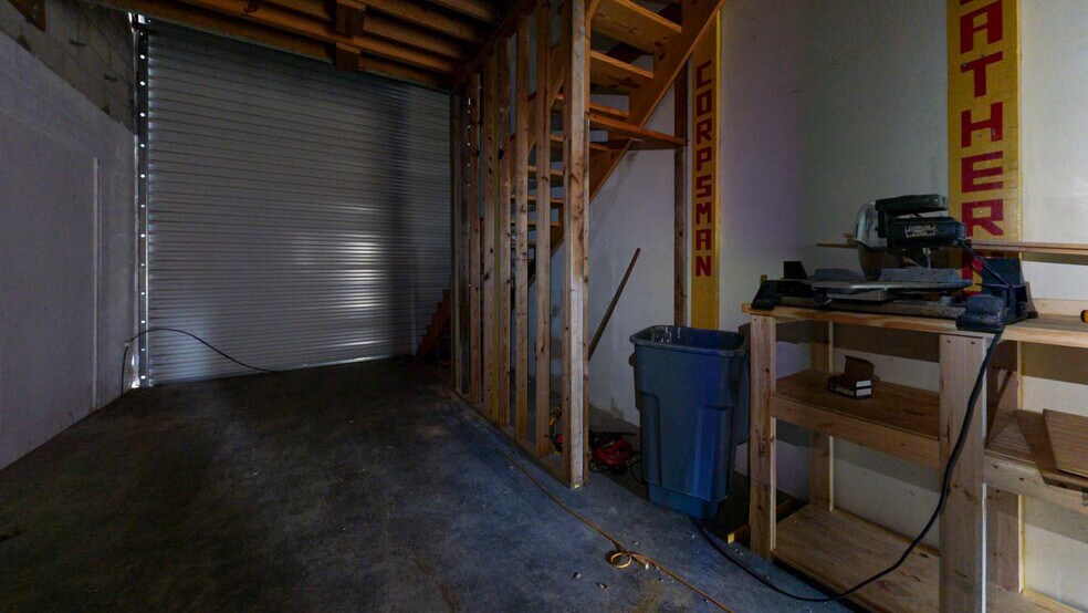 More Photos Of 461 Forrest Ave, Cocoa Warehouse For Lease
