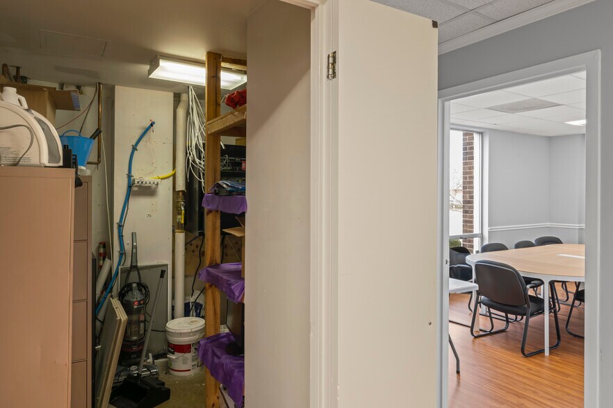 More Photos Of 7210 Old Keene Mill Rd, Springfield Medical For Lease