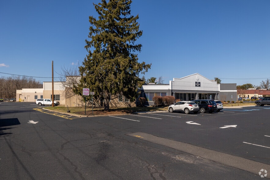 More Photos Of 341 New Albany Rd, Moorestown Light Distribution For Lease
