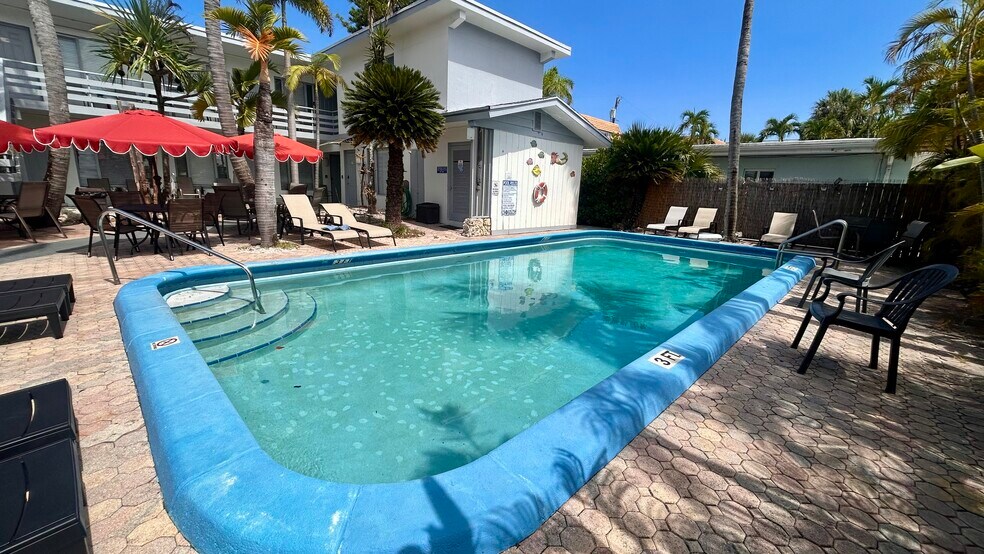 More Photos Of 4628 N Ocean Dr, Lauderdale-by-the-Sea Hotel For Sale