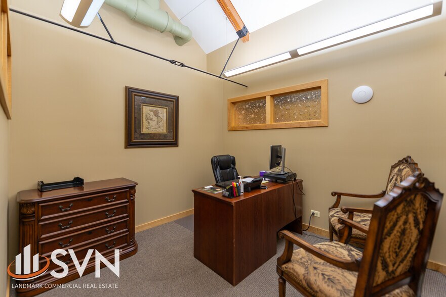 More Photos Of 22 W State St, Geneva Office For Lease