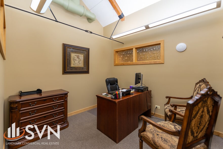 More Photos Of 22 W State St, Geneva Office For Sale