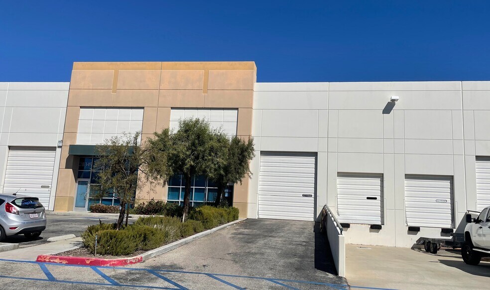 More Photos Of 28337-28351 Constellation Rd, Santa Clarita Distribution For Lease
