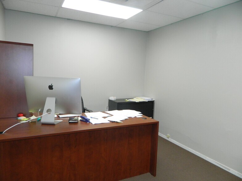 More Photos Of 12414 82nd Ave, Surrey Light Manufacturing For Lease