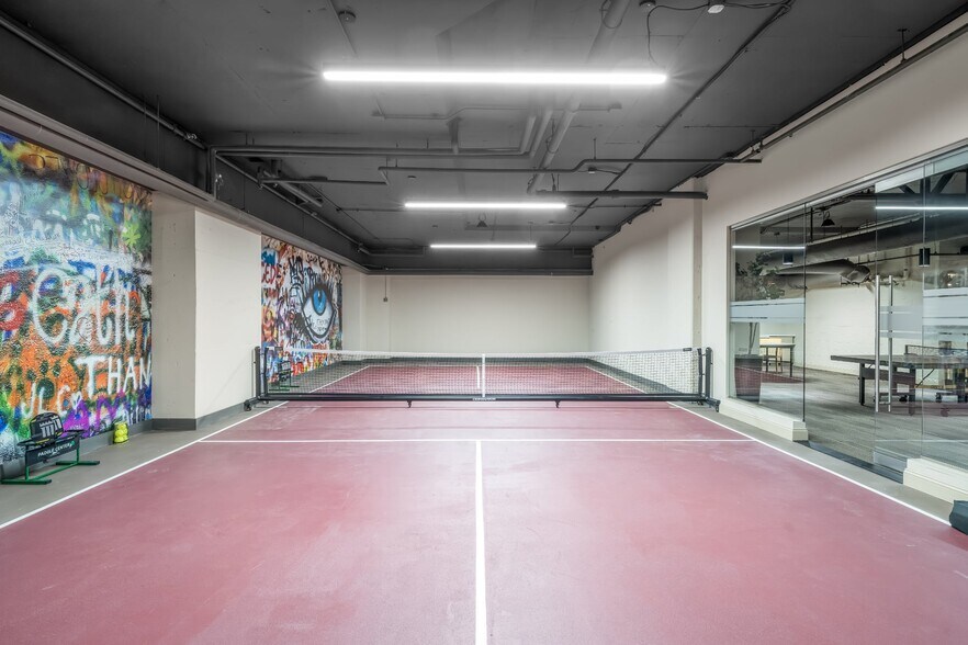 More Photos Of 1801 Market St, Philadelphia Office For Lease