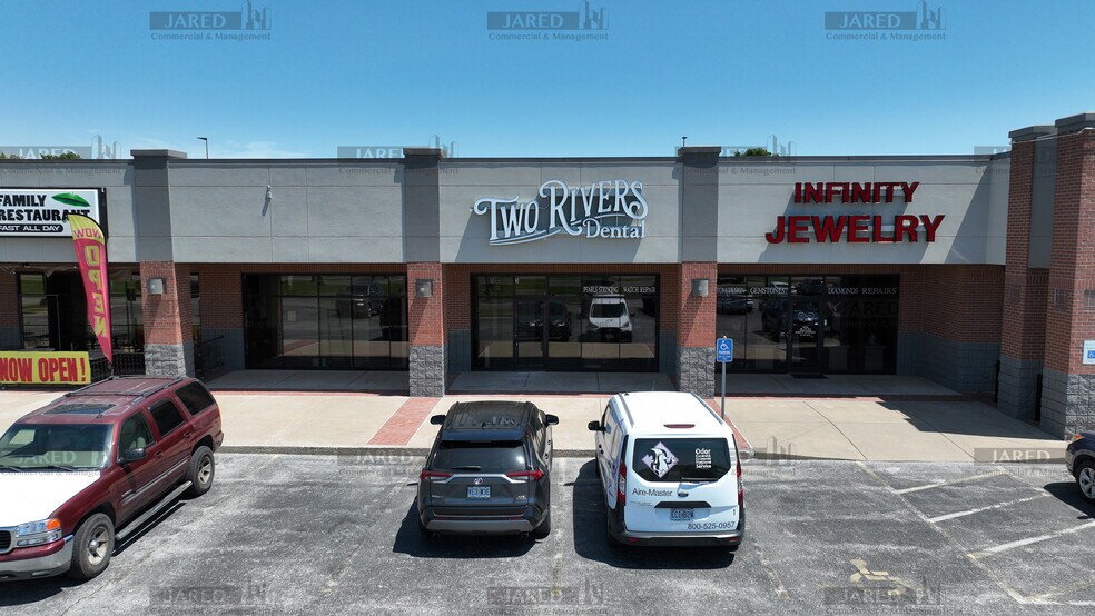 More Photos Of 701-703 N McCroskey St, Nixa Unknown For Lease