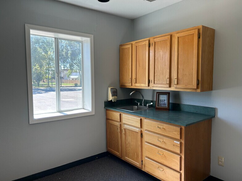 More Photos Of 217 N Mound St, Nacogdoches Office For Lease