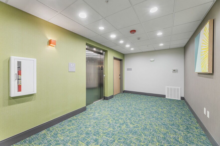 More Photos Of 5356 Roan Rd, Garland Hotel For Sale