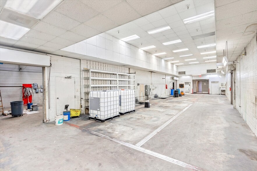 More Photos Of 1825 St Johns Ave, Palatka Office For Sale