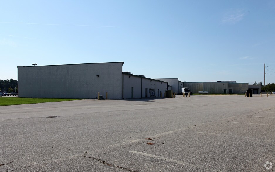 More Photos Of 2800 Raleigh Road Pky W, Wilson Freestanding For Sale