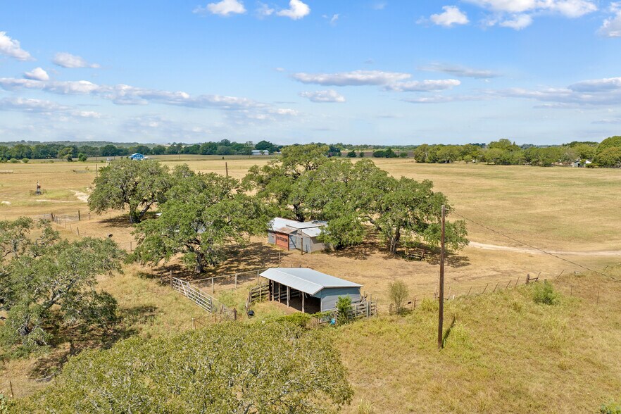 More Photos Of 1408 State Park Rd, Lockhart Land For Sale