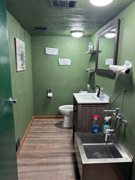 More Photos Of 346 Route 711, Jones Mills Convenience Store For Sale