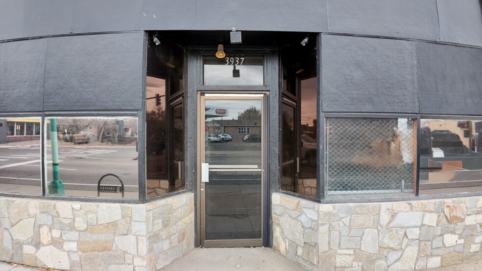 More Photos Of 3935 W Colfax Ave, Denver Storefront For Lease