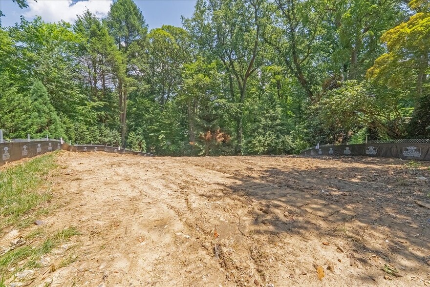 More Photos Of 4019 N Randolph St, Arlington Land For Sale