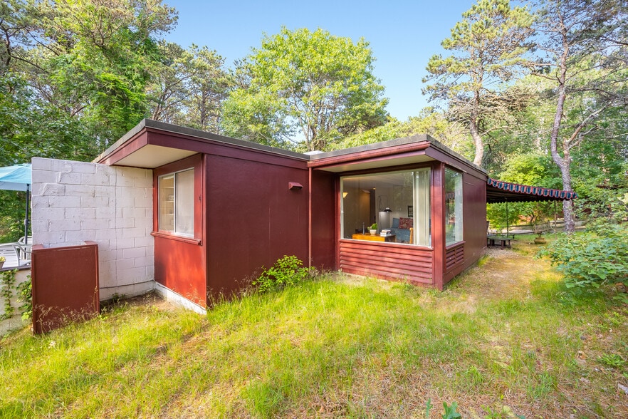 More Photos Of 25 Way 055., Wellfleet Apartments For Sale