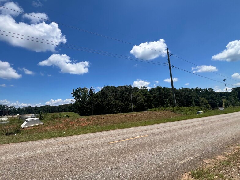 More Photos Of 2.33 acres Benson Ham rd, Forsyth Land For Sale