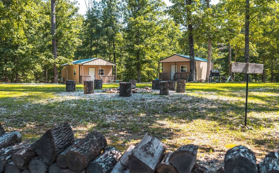 More Photos Of 11726 Highway K, Jadwin Hotel For Sale