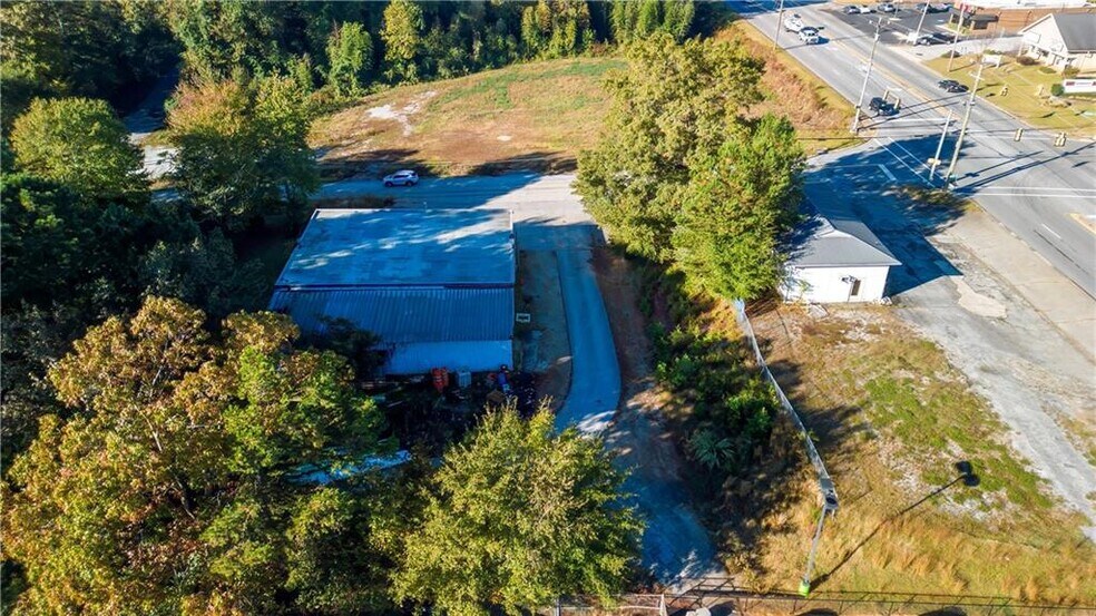 More Photos Of 879 By Pass 123 Hwy, Seneca Unknown For Lease