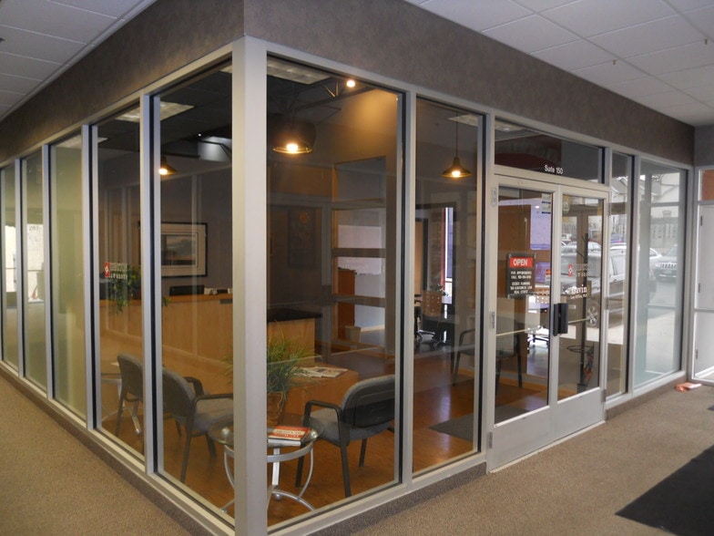 More Photos Of 207 N Chestnut St, Chaska Office For Lease