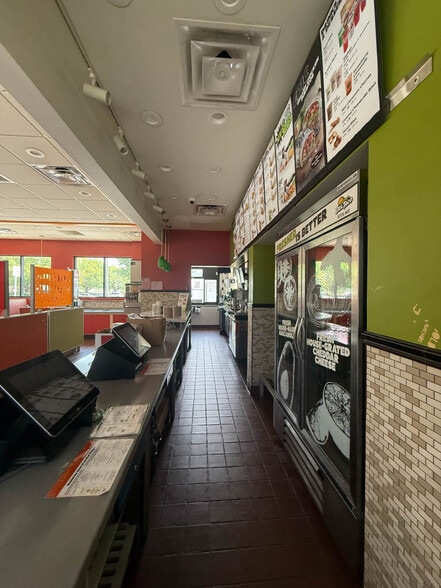 More Photos Of 109 Banks Rd, Fayetteville Fast Food For Lease
