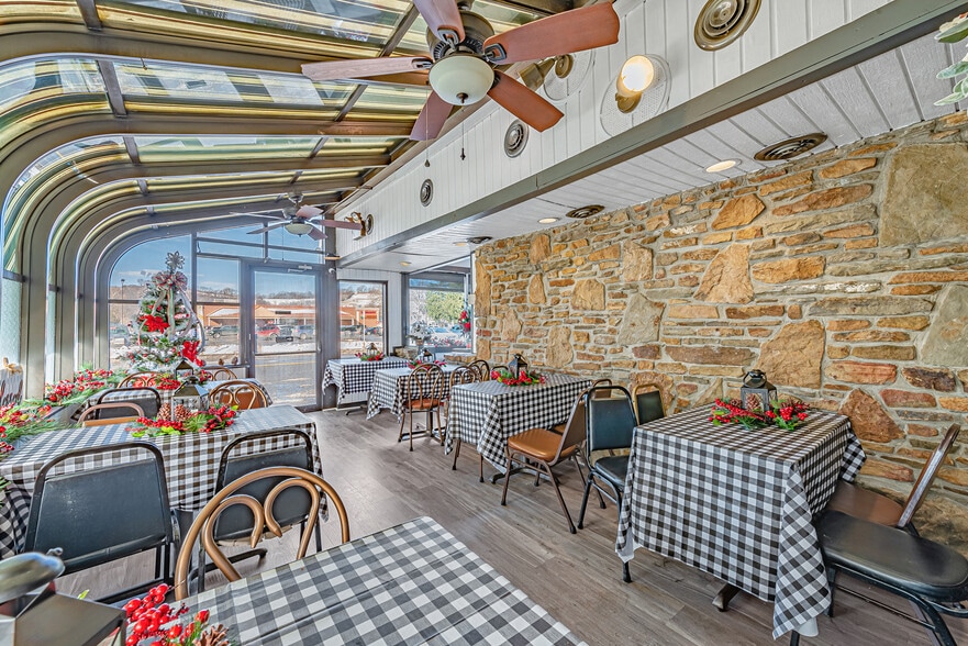 More Photos Of 116 S Walnut St, Ligonier Township Specialty For Sale