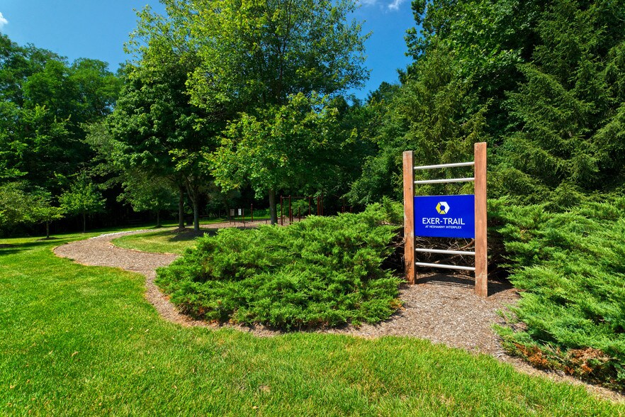 More Photos Of 2 Neshaminy Interplex, Trevose Office For Lease