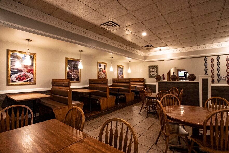 More Photos Of 1700 E. Main St., Blytheville Restaurant For Sale