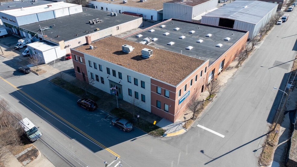 More Photos Of 1801 Roseneath Rd, Richmond Warehouse For Sale