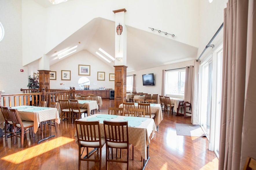 More Photos Of 1005 S Main St, Fort Bragg Hotel For Sale