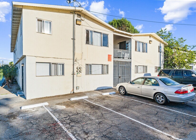 More Photos Of 427 N Rose St, Anaheim Apartments For Sale