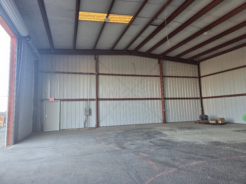 More Photos Of 148 Main St, Valley Springs Industrial For Lease