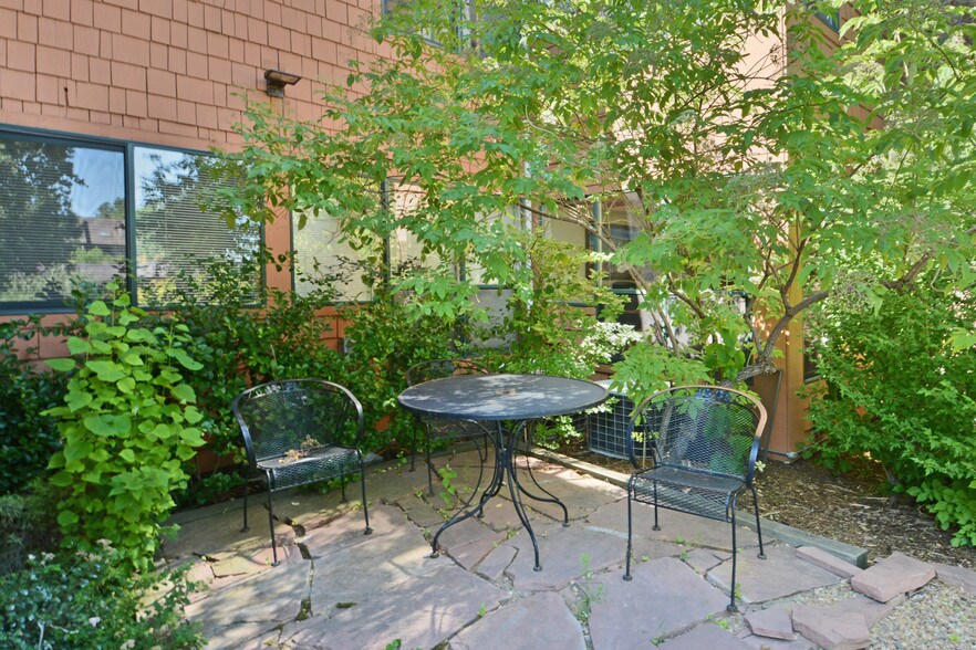 More Photos Of 3005 47th St, Boulder Unknown For Lease