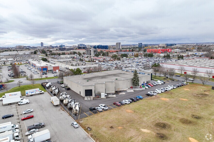 More Photos Of 25 Bodrington Ct, Markham Warehouse For Lease