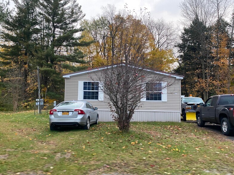 More Photos Of 12425 Timber Trl, Adams Center Manufactured Housing Mobile Home Park For Sale