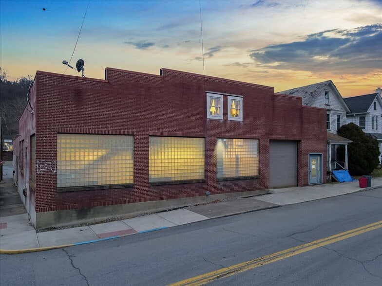 More Photos Of 530 S Main St, Bangor Manufacturing For Sale