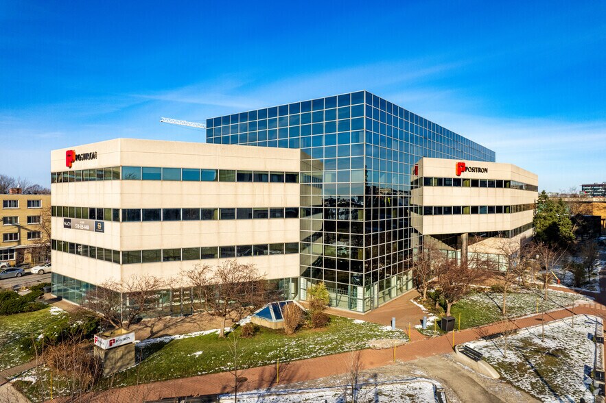 Primary Photo Of 5101-5151 Rue Buchan, Montréal Office For Lease