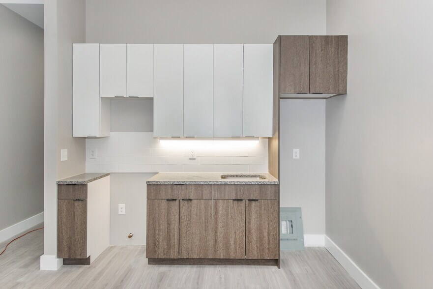 More Photos Of 536-540 Central Ave, Newark Apartments For Sale