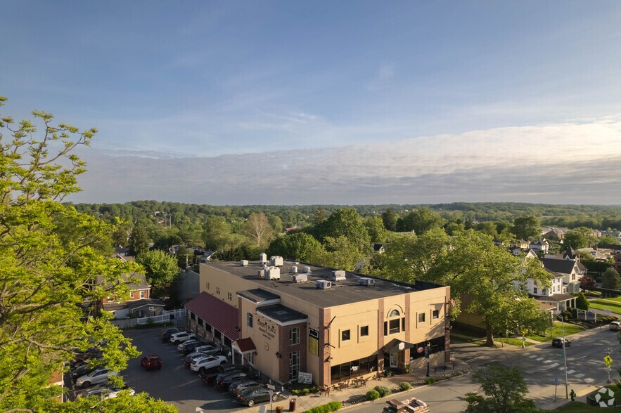 More Photos Of 148 W State St, Kennett Square Office For Lease