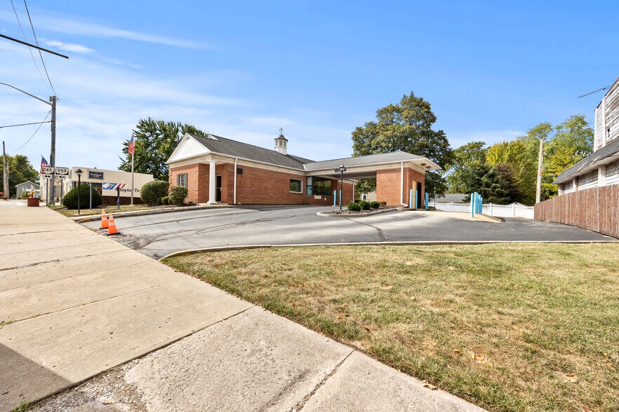 More Photos Of 8 W Maple St, North Lewisburg Storefront Retail Office For Lease