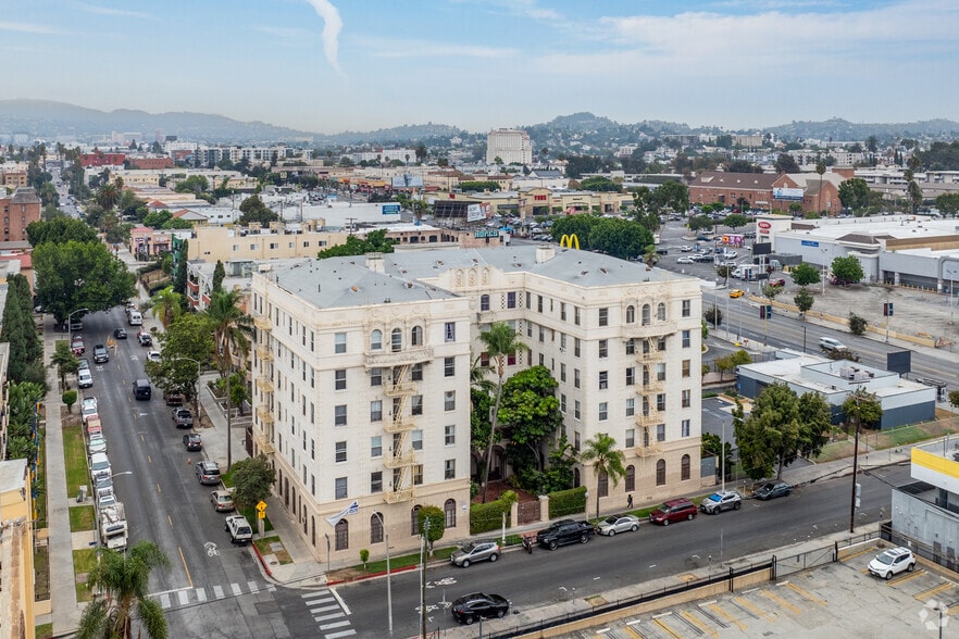 More Photos Of 3333 W 4th St, Los Angeles Apartments For Sale