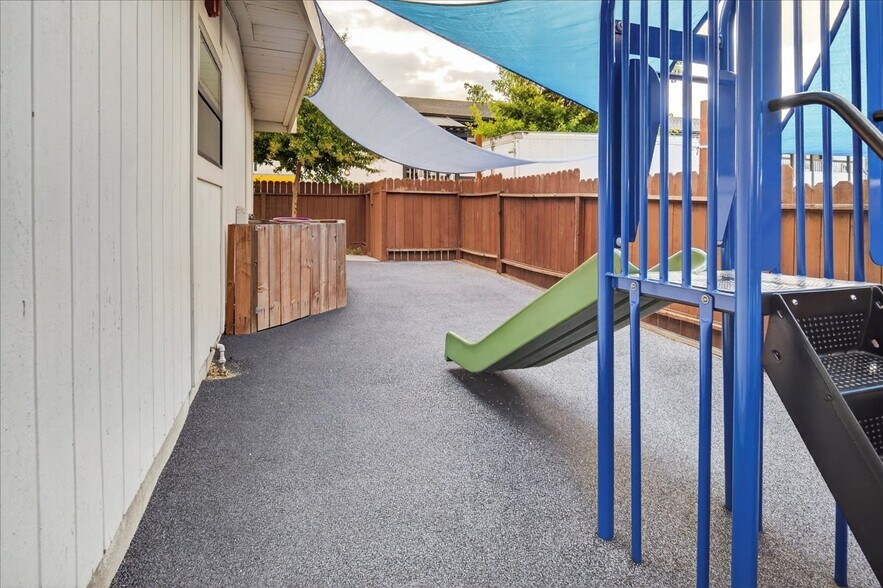 More Photos Of 2120 Omega Rd, San Ramon Daycare Center For Sale